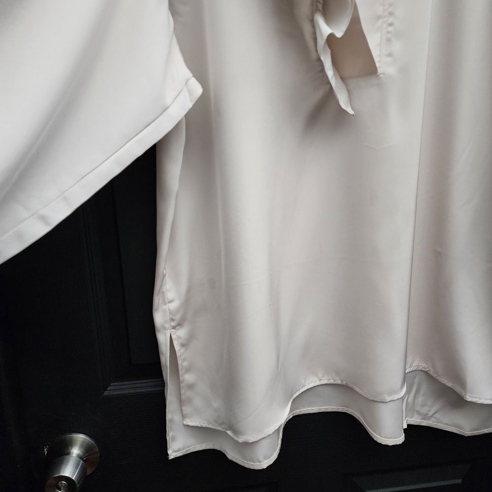 H&M Flounce-Collared Blouse - Picture 14 of 16